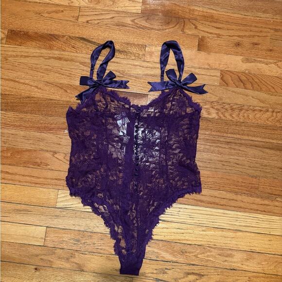 Vintage Victorias Secret Gold Label Back Zip Satin purple Teddy with Bow Large L - Picture 1 of 8